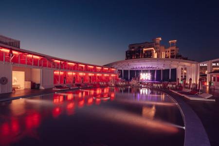 SELECTUM LUXURY RESORT Pools & Beach